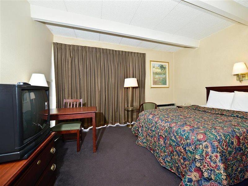 איסטון America'S Best Value Inn Phillipsburg מראה חיצוני תמונה